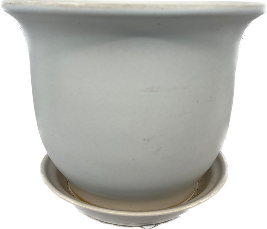 LIPPED FLORAL GLAZED POT WITH SAUCER - MATTE WHITE